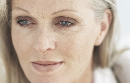 Gesicht einer älteren Frau