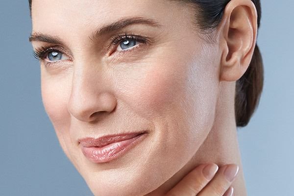 Spezielle Pflege für alternde Haut